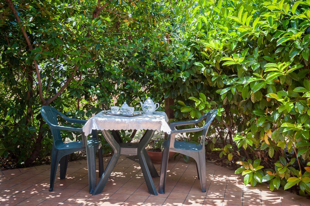 Il Melograno Bed & Breakfast ปอลลิกา ภายนอก รูปภาพ